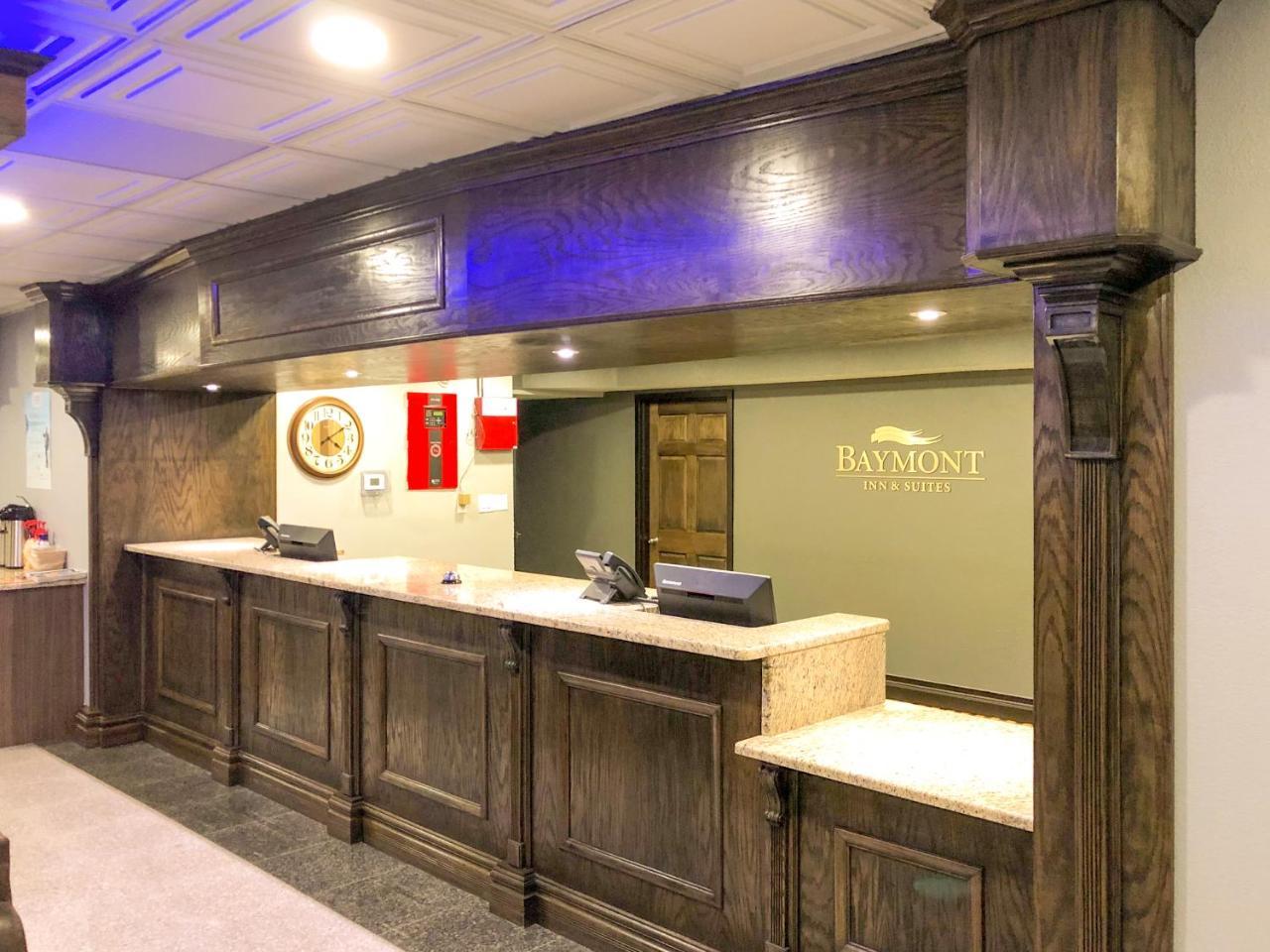 Baymont By Wyndham Ferndale/Royal Oak Exterior foto